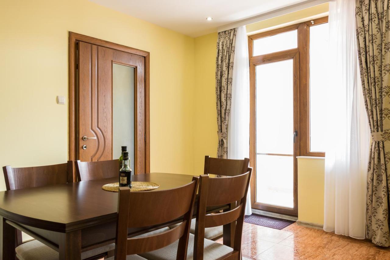 Apartments Nasini By Flat Mаnager Plovdiv Eksteriør billede